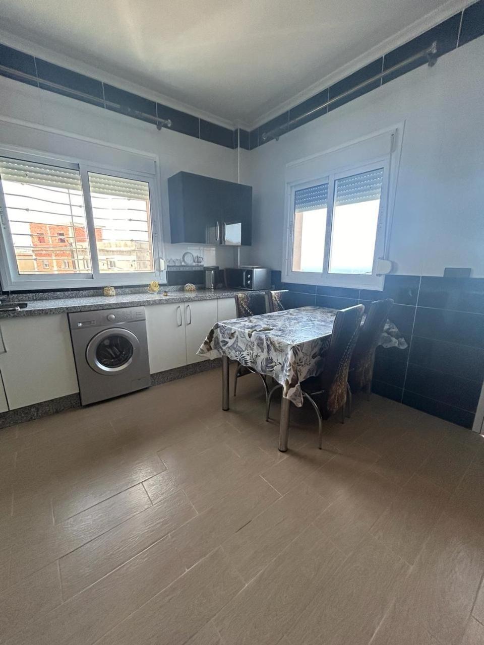 Appartement A Houma, Proche Port Tanger Med Dalia 외부 사진